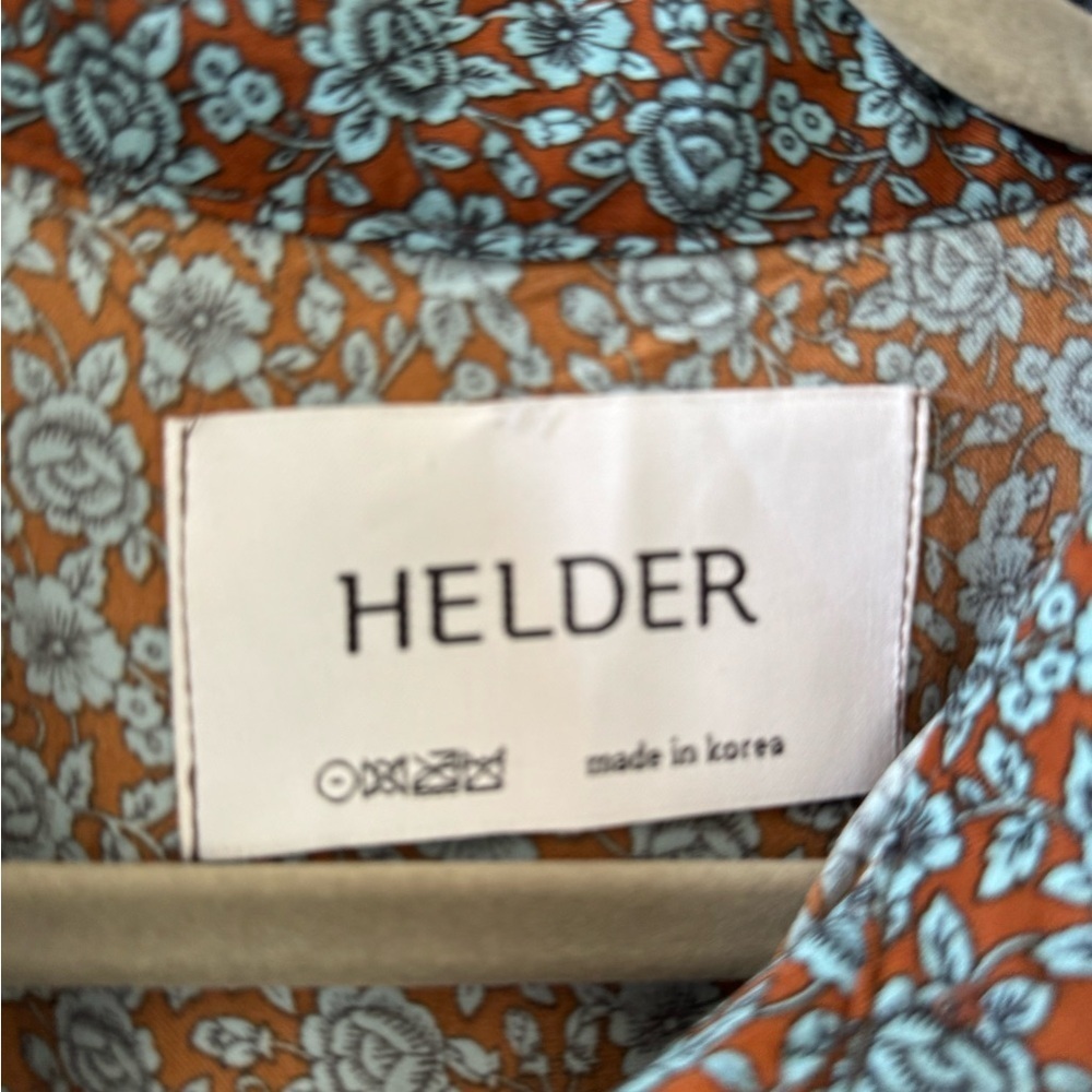 Helder Korean Couture Button Down Floral Blouse - Picture 4 of 16